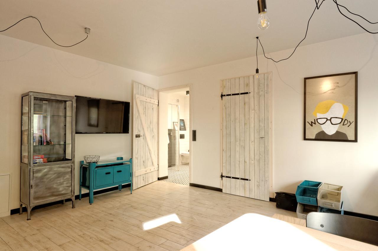 Apartment Industrialny Kwadrat *